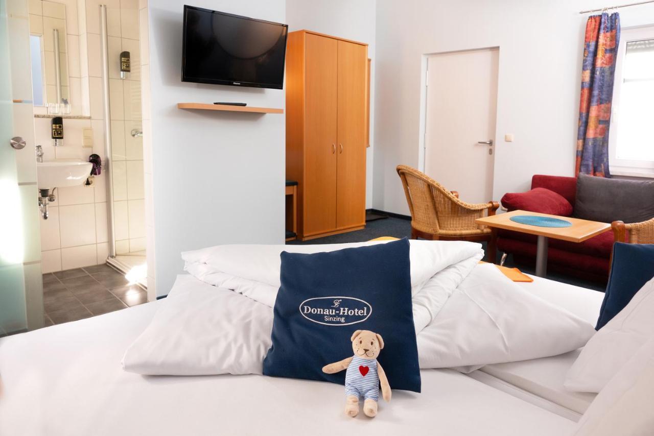 Donau-Hotel Sinzing Екстер'єр фото