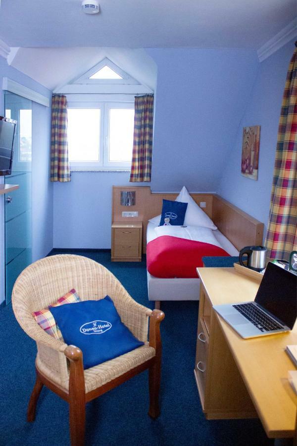 Donau-Hotel Sinzing Екстер'єр фото