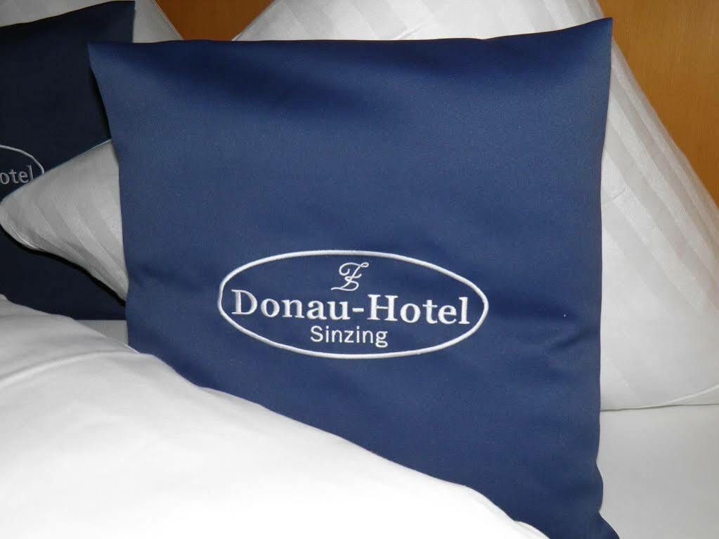 Donau-Hotel Sinzing Екстер'єр фото